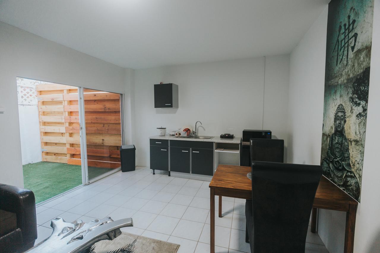 Buddha Studios Aruba Palm Beach Exteriér fotografie